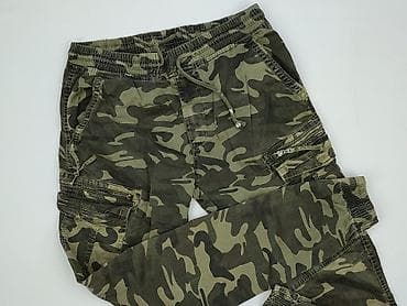 Męskie spodnie joggery cargo w moro - Krój: jogger/cargo, nogawki — 1