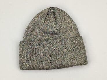 Hats and caps: Cap, Female, condition - Very good — 1