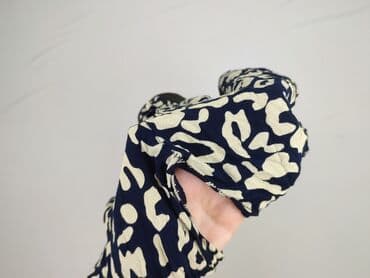 spodnie świąteczne hello kitty: Spodnie materiałowe damskie, rozmiar M — 5