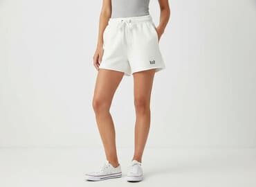 białe krótkie spodenki: Szorty damskie, rozmiar S — 1