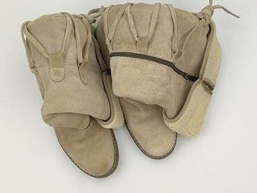 kapcie damskie z futerkiem ccc: Śniegowce damskie, rozmiar 39 — 1