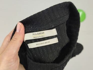 t shirty hummel: PULL&BEAR, Футболка жіноча, розмір S — 4