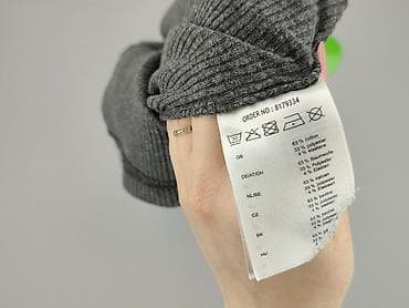 Светр для чоловіків, розмір S — 4