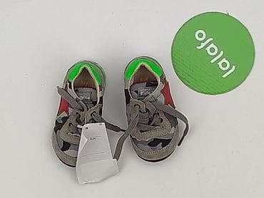 skarpety tat i syn: Buciki niemowlęce, 18, stan - Idealny — 2