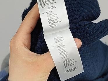 sweter serca: Sweter damski, rozmiar M — 8