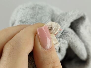 bluzy damskie polskie marki: Bluza z kapturem damska, rozmiar M — 5