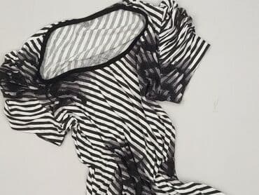 sukienka w kształcie trapezu: T-shirt damski, rozmiar S — 1