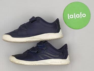 shein biala koszula: Buty sportowe Decathlon, 31, Używany — 4