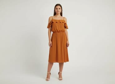 sukienki hiszpanki długie allegro: Сукня жіноча, розмір S — 1