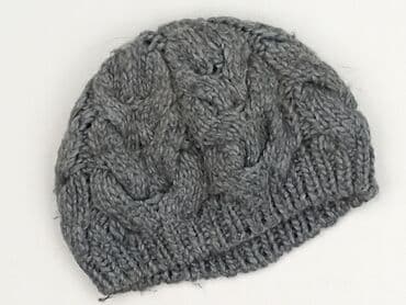 torba c a: Cap, Female, condition - Very good — 1