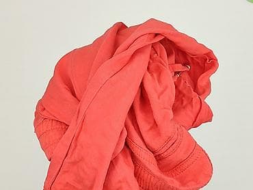 pull and bear shorts: Material trousers for women, size M — 6