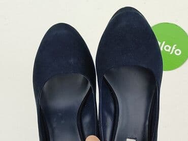 buty z hello kitty na wysokiej podeszwie: Лофери та туфлі жіночі, розмір 40 — 9