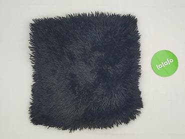 bombki: Poduszka dekoracyjna HOME DECO – czarna, „shaggy” - Marka/linia: HOME — 2