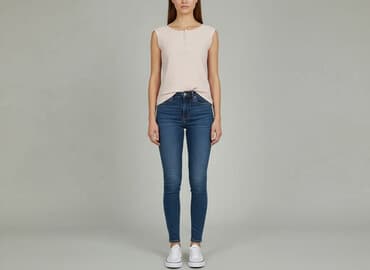 cieliste podkoszulki damskie: T-shirt damski, rozmiar S — 6