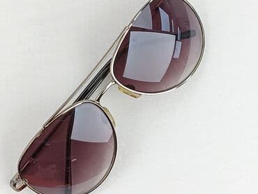 miu miu czapka: Okulary, Przeciwsłoneczne, Kocie oczy kształt, stan - Idealny — 1