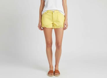 stradivarius spódniczko spodenki: Stradivarius, Shorts for women, size XS — 1