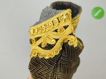 bluza z diamencikami: Bluza damska
, rozmiar One size — 3