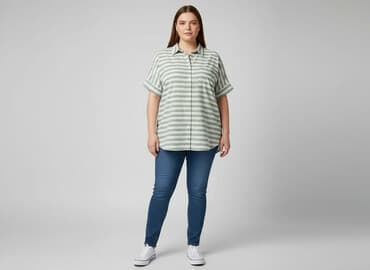 shein bluzki w paski: Shein Curve, Women`s shirt, size 4XL — 1