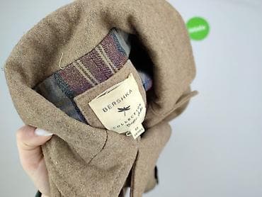 biale trampki mustang: Bershka, Płaszcz damski, rozmiar M — 5