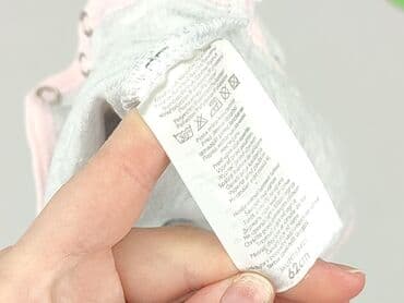 sandały primigi 28: Body, 1-3 m, 
stan - Bardzo dobry — 4