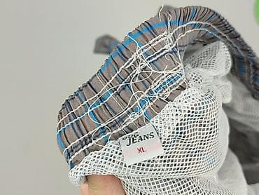 cargo: DC Shoes, Swimming shorts for men, size XL — 4