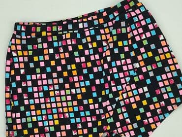 obcisłe krótkie spodenki: Shorts for women, size S — 2