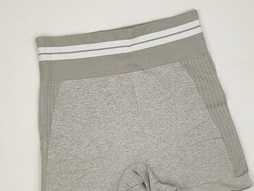 biala koszula i kolarki: Szorty damskie, rozmiar S — 2