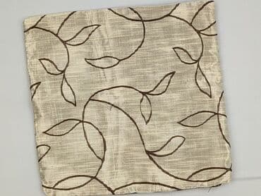 poduszki poznań: Pillowcase, 43 x 43, kolor - Beżowy, stan - Bardzo dobry — 1