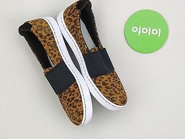 slip on 34: Clarks, Sneakersy damskie, rozmiar 37 — 3