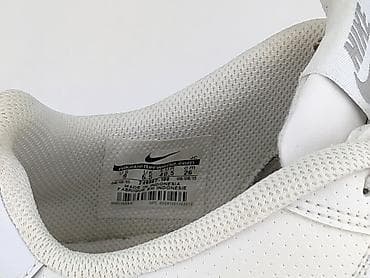 levis t shirt basic: Nike, Sneakersy dla mężczyzn, rozmiar 40.5 — 8