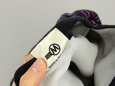 sweter akryl: Bluza damska
, rozmiar M — 7