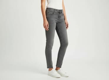 jeansy niemowlęce: Jeansy damskie, rozmiar 2XS — 6