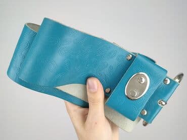 sinsay czapki damskie zimowe: Pasek, Damskie, stan - Bardzo dobry — 5