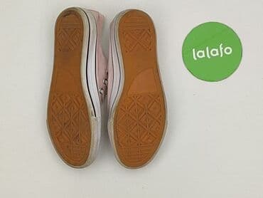 czarna sukienka i białe trampki: Trampki damskie, rozmiar 39 — 6