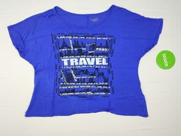 t shirty z czerwonem napisem: Women`s T-shirt, size L (EU 40) — 3