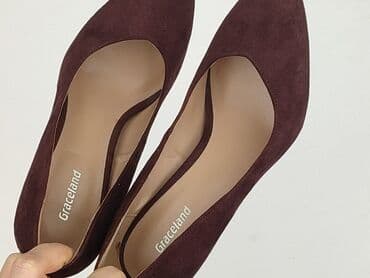 obuwia lakierowane kozaki ccc: Półbuty damskie, 37 — 8