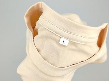 laptop: Women`s T-shirt, size L — 4