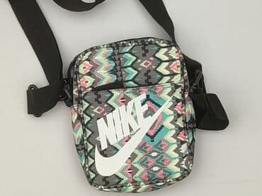 czapka strażacka z daszkiem: Torba materiałowa, Nike, stan - Idealny — 1