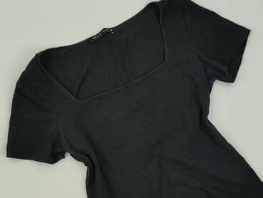 czarne t shirty w serek damskie: Mohito, T-shirt damski, rozmiar XS — 1