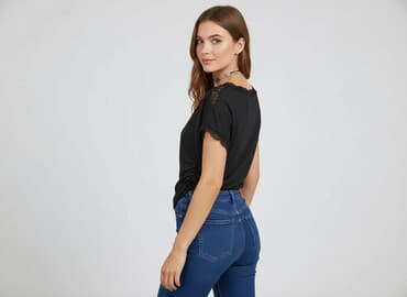 koszulki bez rękawów damskie armani exchange: Women`s top, size XL — 1