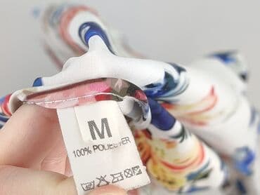 bluzki z kwiacistym wzorem: Tunika damska, rozmiar M — 4