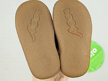 coaching t shirts: Buciki niemowlęce, 16, stan - Bardzo dobry — 4