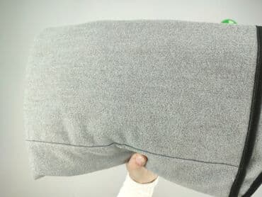 купити куртку в польщі жіночу: Пончо жіноче, розмір 4XL — 5