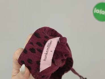 bluzka z otworem na kciuk: Szorty damskie, rozmiar S — 4