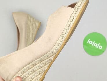 sandały z pomponami sinsay: Sinsay, Półbuty damskie, rozmiar 39 — 7