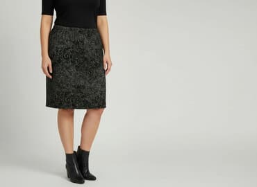 spódnice skórzane na gumce: Women`s skirt, size XL at lalafo.pl — 1 spódnice skórzane na gumce: Women`s skirt, size XL — 1