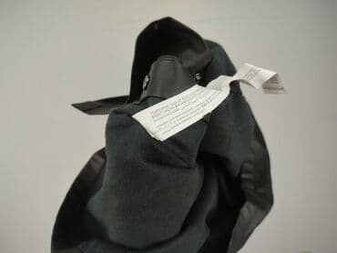 koszula z eko skóry reserved: Stradivarius, Шкіряна куртка жіноча, розмір M — 5