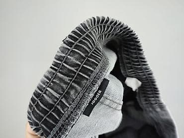 pull and bear joggery: Jeansy dla mężczyzn, rozmiar XS — 4