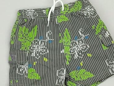 only play curve spodnie: Shorts, 6-9 months, condition - Very good — 1