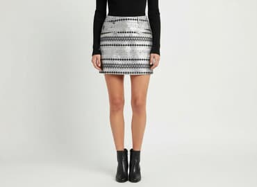 spódnice z zamkiem z przodu: Spódnica damska, rozmiar S — 1